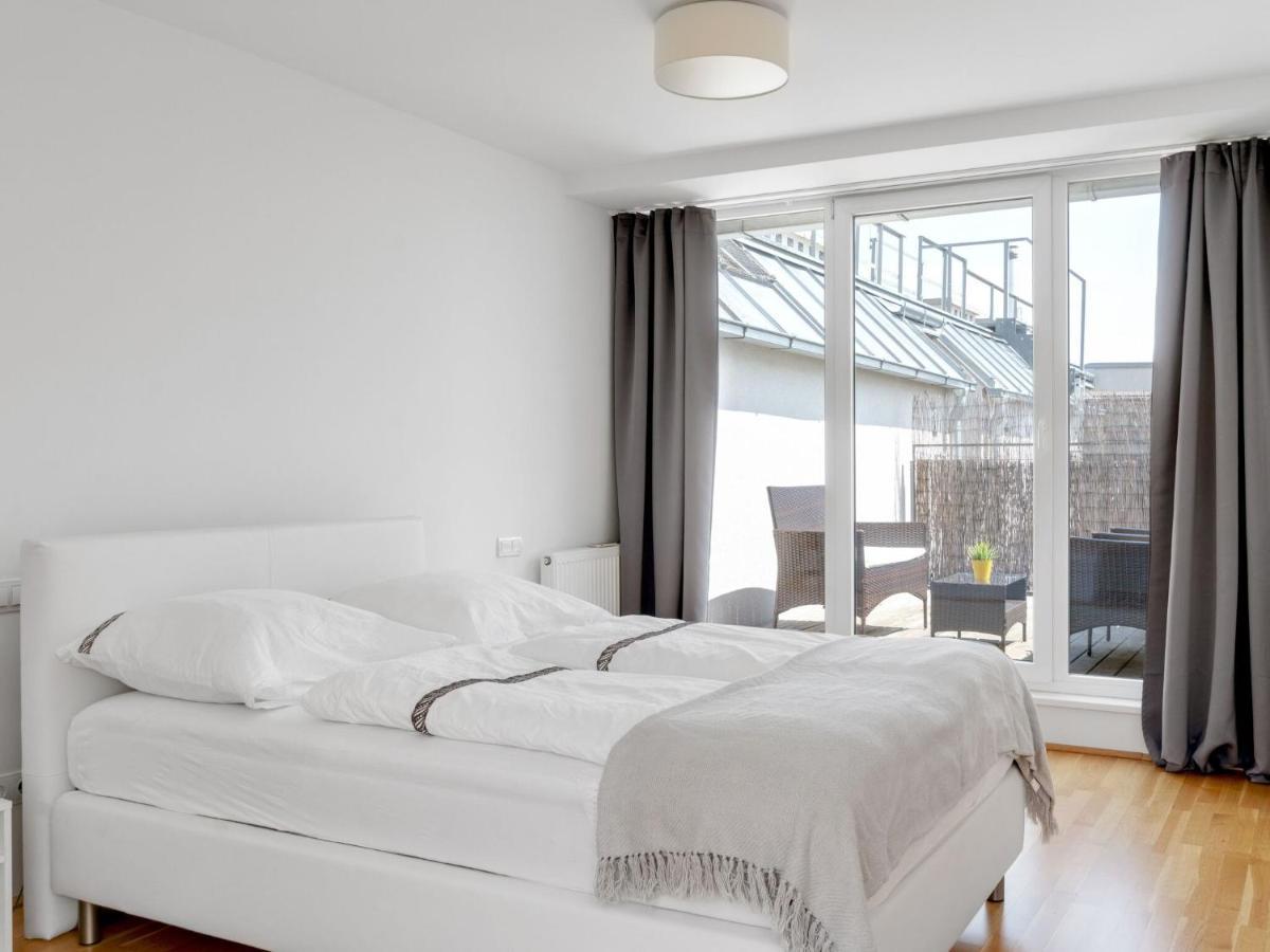 Elegant Apartment In Vienna With Patio Экстерьер фото