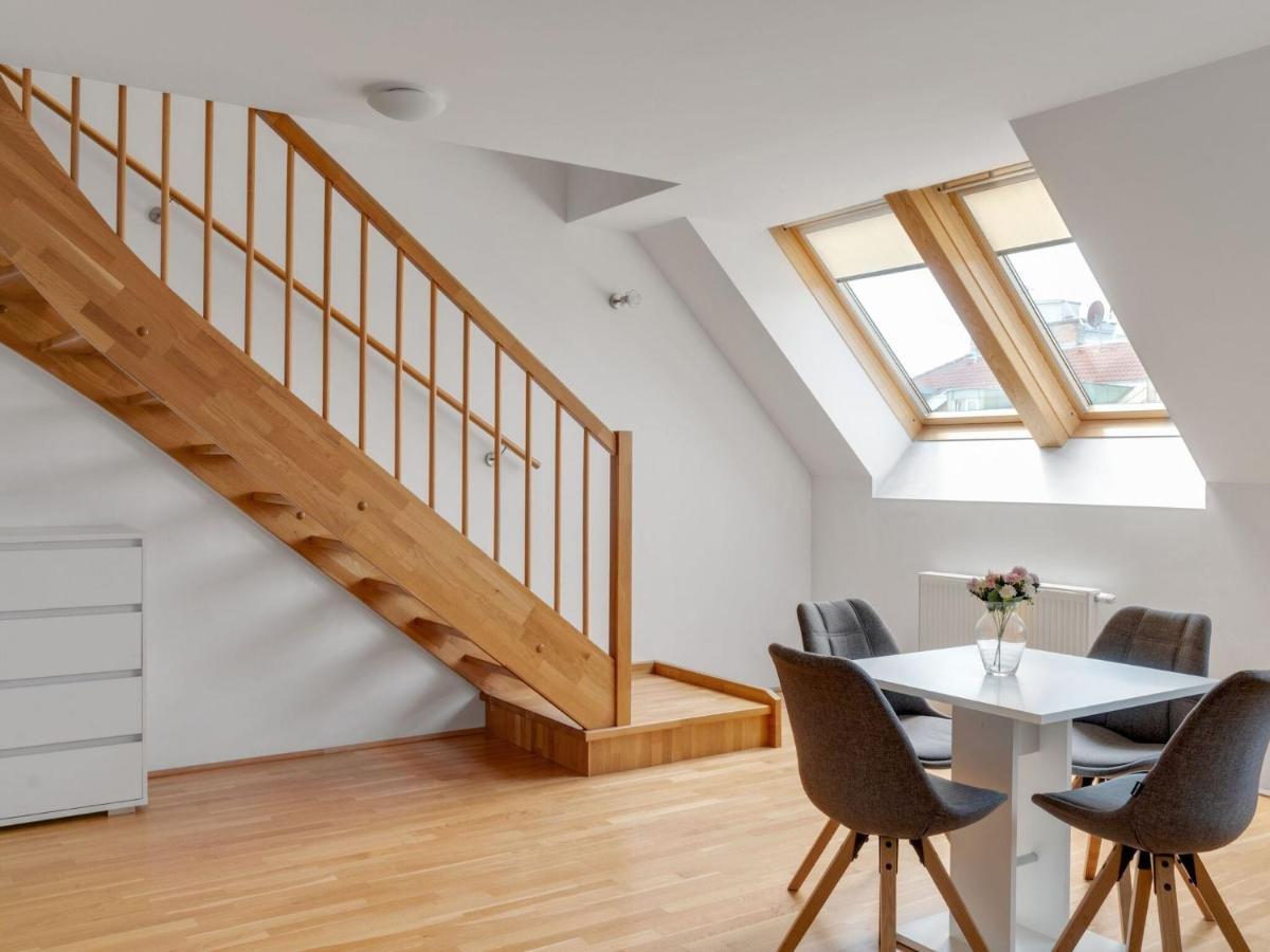 Elegant Apartment In Vienna With Patio Экстерьер фото