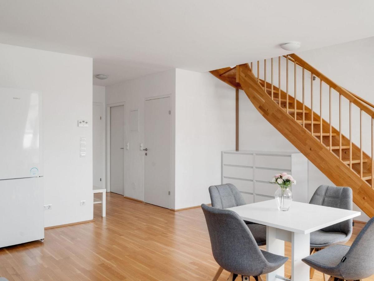 Elegant Apartment In Vienna With Patio Экстерьер фото